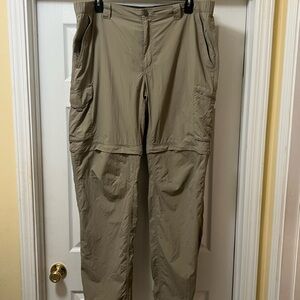 Columbia Men's Cargo Pants in Khaki Hiking
